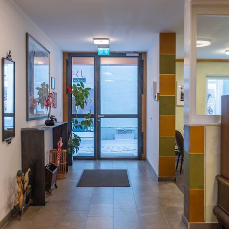 Hotel Freischuetz ランツフート エクステリア 写真