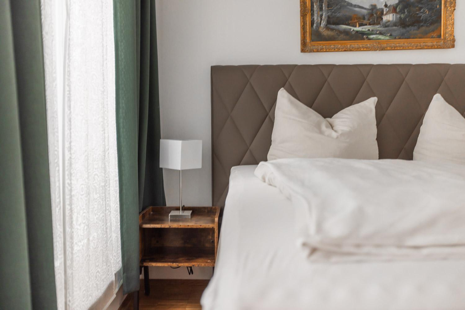 Hotel Freischuetz ランツフート エクステリア 写真