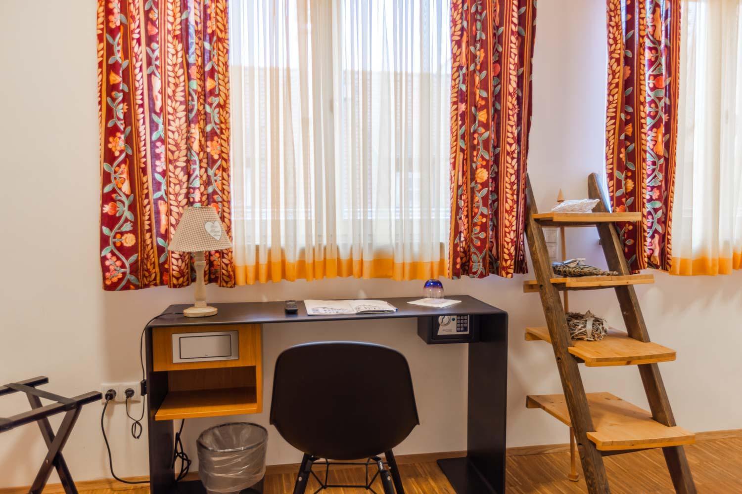Hotel Freischuetz ランツフート エクステリア 写真